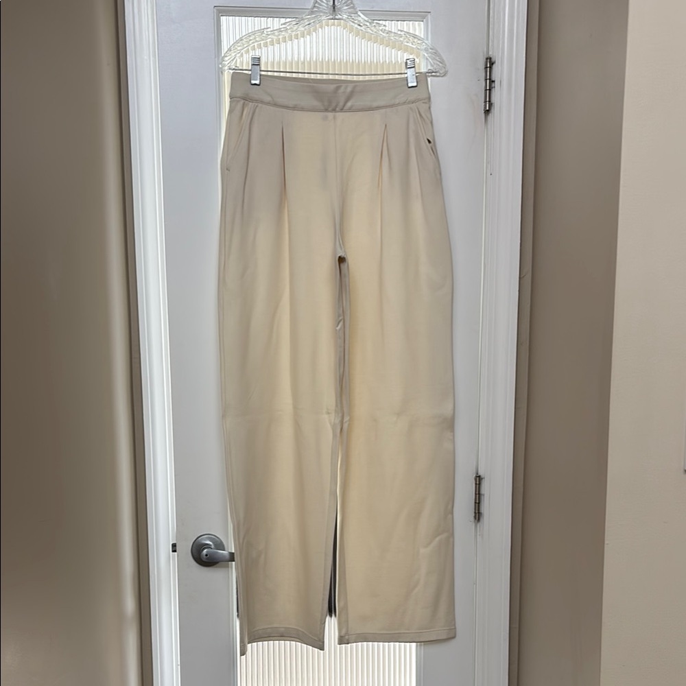 Max Studio Cream Women's Pants